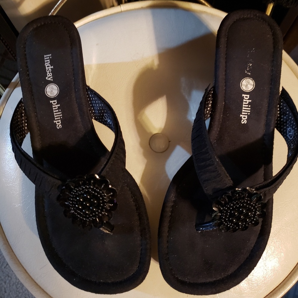 Lindsay Phillips switchflops